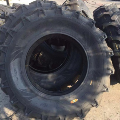 14.9-26 Herringbone Pattern Agricultural Tyre photo-3