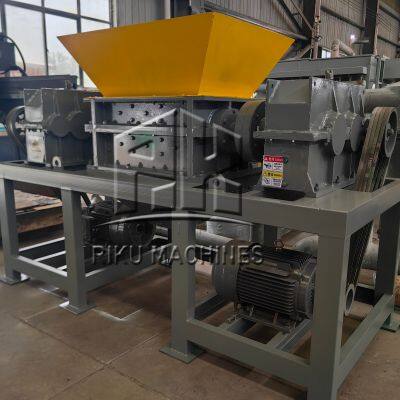 Gran triturador de metales chatarra, motores diésel, llantas de aluminio y latas