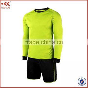 2016 Cheap China wholesale custom Long sleeve soccer uniform