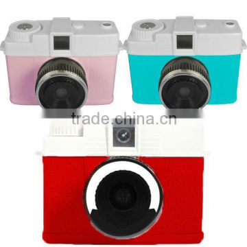 3 mega pixels photographic digital camera for wedding gift 1.8 inch beautiful camera support SD card max to 32 GB USB 2.0