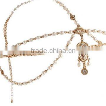 Pearl head chain with adjustable clasp & gold detailing Princess head chain                        
                                                Quality Choice