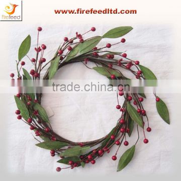 Round Pip Berry Garland