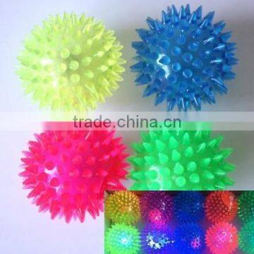 Mini rubber ball with flashing light, cheap balls for vending machine