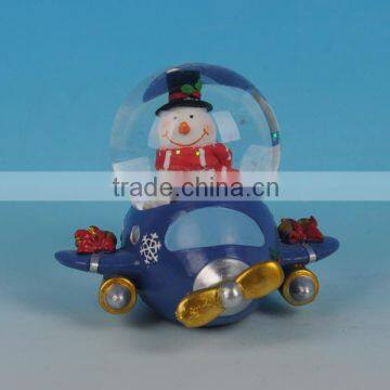 High quality christmas water globe,resin water globe gift for 2016 christmas decoration