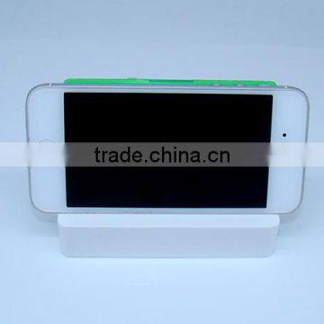 Unique Design 15w 5v 3.1a Dual Ports Usb Power Adapter With Stent For Phone Charging