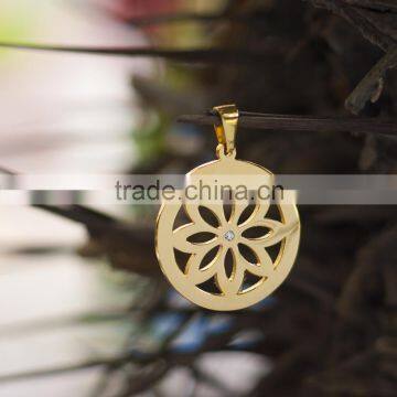 Trade Assurance Simple Gold Flower Patern Pendant Design for Women