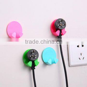 Wholesale High Quality Plastic Hanging Wall stick hooks with Multifunction pp Pothook for wire