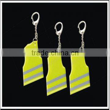 soft PVC reflective pendant custom safety glow in dark PVC hanger