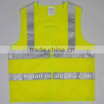 High Visibility Reflective Vest closure with front hook and loop or zipper