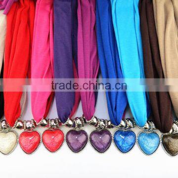 Mix Colors Alloy Heart Pendant Scarves Jewelry Custom Own Pendant Costume Scarves Women Wrap Necklace Scarves photo-4