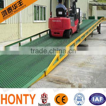 China factory good quality manufacturer price Manual&Elect10 Ton Loading Capacity mobile loading yard ramp for sale for Forklift