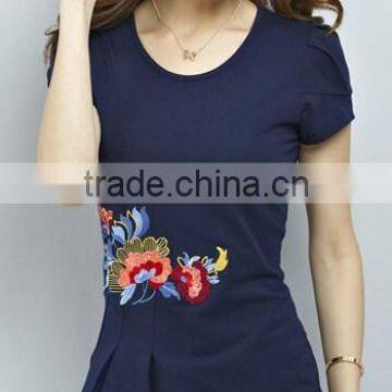 Folk Embroidery Show Thin Asymmetric Hem With Short Sleeves in Summer of Embroidery Tshirts photo-3