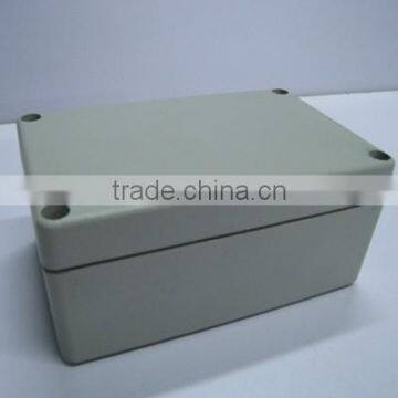 Waterproof hinged plastic juction box