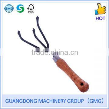 Carbon Steel Cultivator with Ash Wood Handle