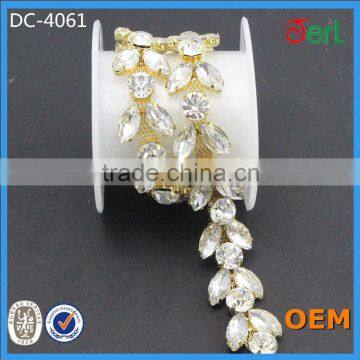 Wholesale hot selling bling bling rhinestone bridal glass trimmings chain