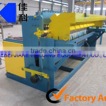 Fencing mesh welding machine