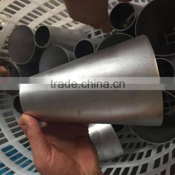ASTM B16.9 Butt Welded Stainless Steel Pipe Fittings photo-5
