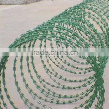 chain link fence top barbed wire