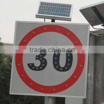 Solar LED Factory Manufacture Popular P20 Xxx Video Bank Sign Board Billboard Mega Light Box / Led photo-4