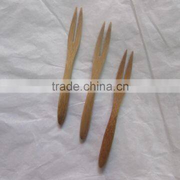 lovely and mini bamboo fruit and vegetable fork