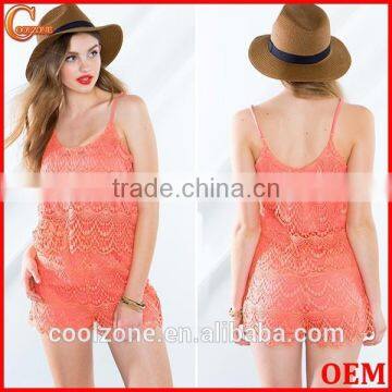 Women shoulder straps underlining crochet lace romper