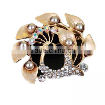 Fashion Vintage Gold Silver Plated peacock Matte Pearl Brooch Pins Badge Women