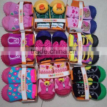 Wholesale baby shoes rubber funny mepiq skidproof baby sock shoes M6060301