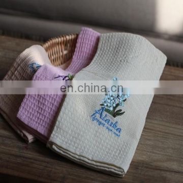 2015 new 100% cotton waffle Alaska embroider tea towels