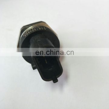 Rail Pressure Sensor 0281002864 Electronic Pressure Sensor