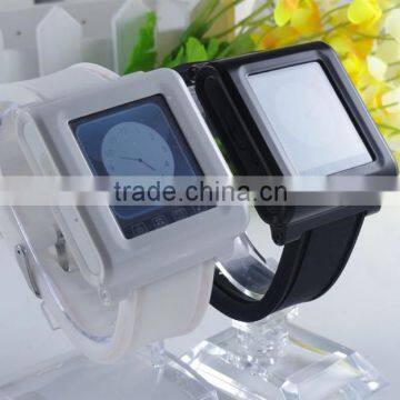 Cheap Price Quadband hand Watch Mobile Phone AK812