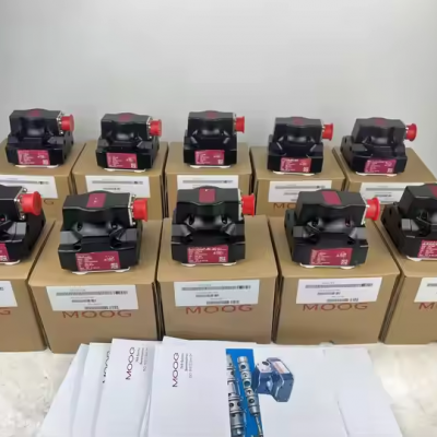 Servo Hydraulic Valve -760C928A V21FOXM4NALX Servo-proportional Control Valves D660 D661 G631 G761 G761-3004B Servo Valve