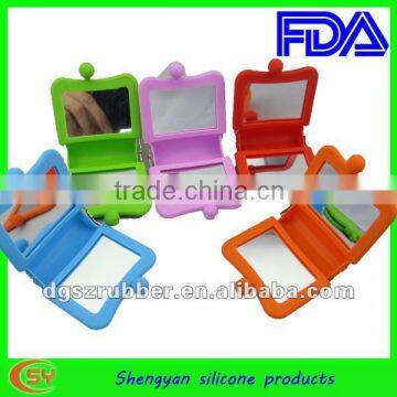 Contracted silicon pocket comestic mirror