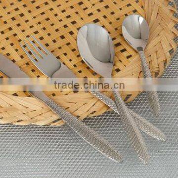 STAINLESS STEEL CUTLERY HAMMER DESIGN