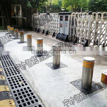 China Best Selling Safety Hydraulic Road Bollard With Light photo-3