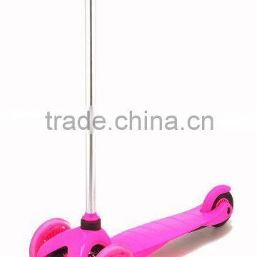 THREE WHEEL SCOOTER