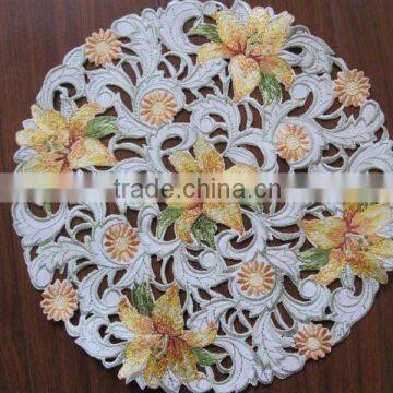 Wholesale Cheap Elegant Round Cutwork Table Cloth Flower photo-1
