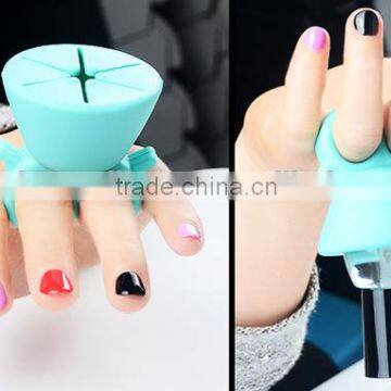 Silicone Nail Polish Bottle Holder, Wearable Nail Polish Holder, Nail Art Polish Finger Stand Ring photo-4
