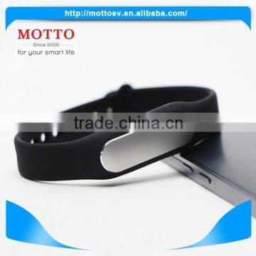 IP67 Waterproof Fitness Bluetooth 4.0 Body Monitoring Bracelet