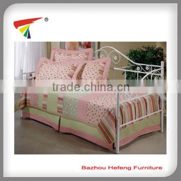 May Queen Day Bed Multiple Color