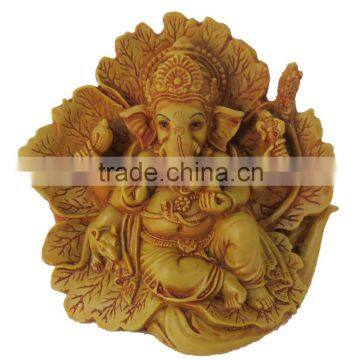 Religious Lord of Success Idol Wooden Carved Ganesh Ganesha Statue Figurine