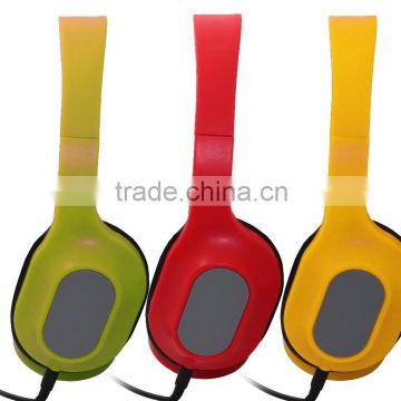 Small wired headphone low price with shenzhen factory