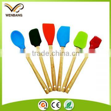 Colorful food grade silicone scrapers with wooden handle