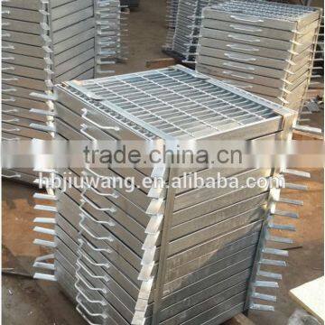 anti-rust serrated galvanized storm water drains hot sale in summer
