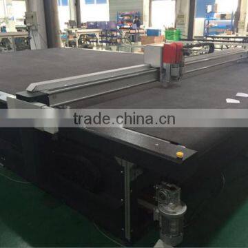 IECHO ROLL PVC CUTTING MACHINE