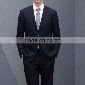 Custom Made New Design Colorful Men Suit Manufacturer photo-3