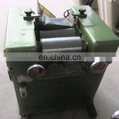 2018 China Good Supplier S-series 3 Roll Mill for Paints and Inks photo-3