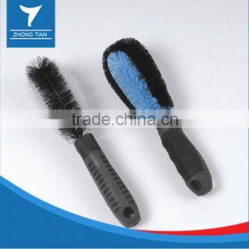 Car Wheel Brush with Soft Plastic Handle