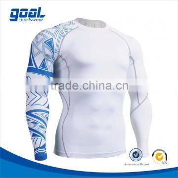 Wholesale high quality Custom sublimated camo lycra boys blank rash guards