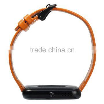 2015 Pedometer Watch Hot Sale in USA Bluetooth Running Smart Watch photo-2