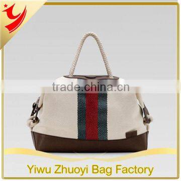 2014 Fashion Wholesale Quilted Sports Canvas Duffle Bags